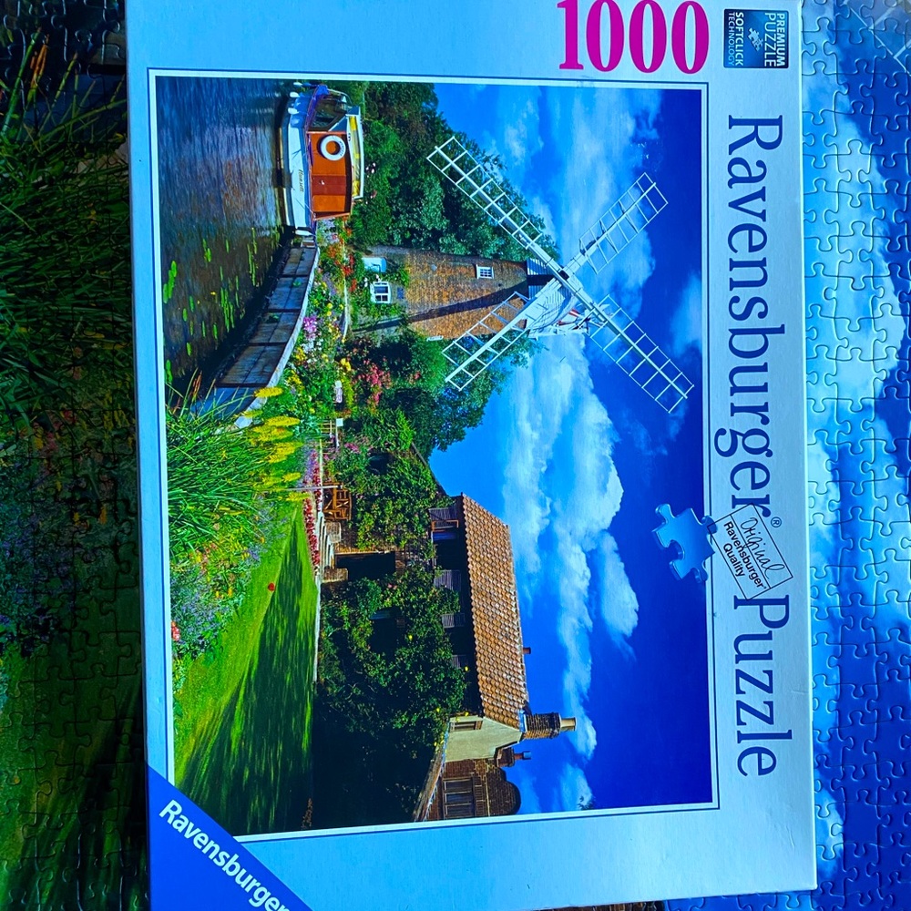 Ravensburger Puzzle 1000 pieces